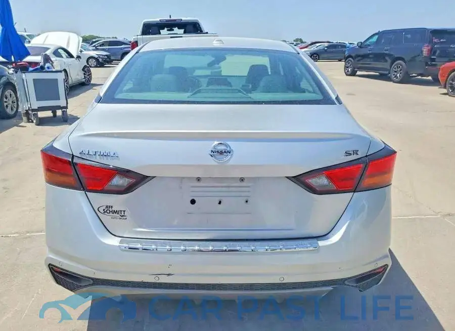 1N4BL4CV4LC101887# 6