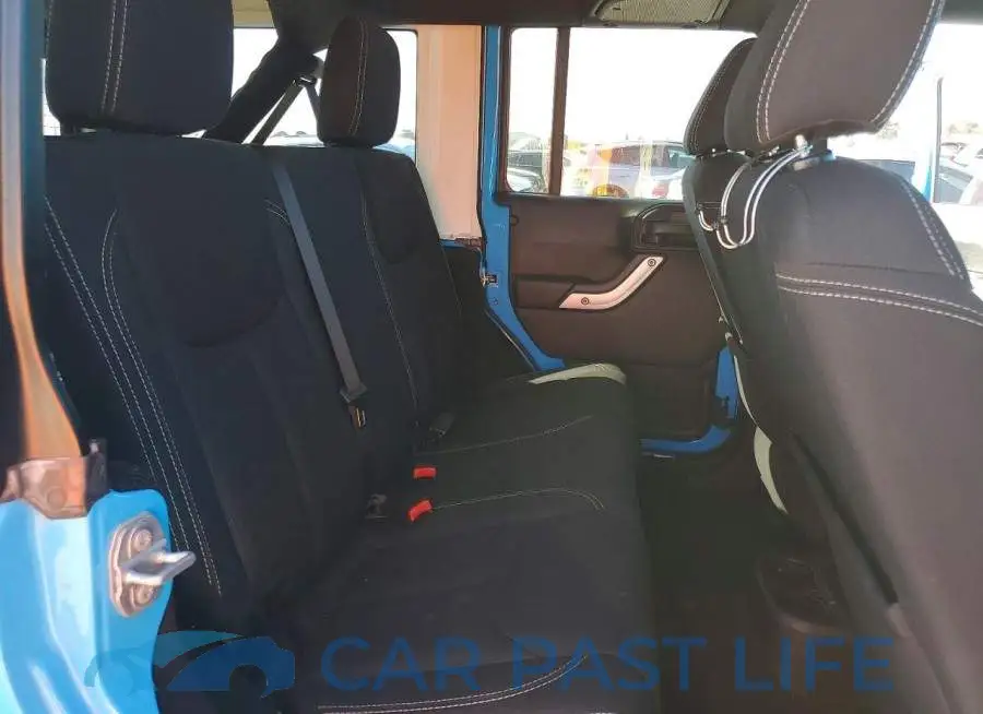 1C4BJWEG2HL601502# 11