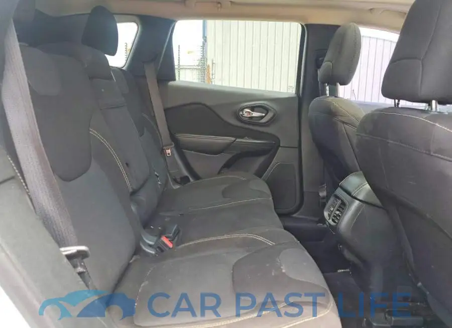 1C4PJLCS5HW554167# 11
