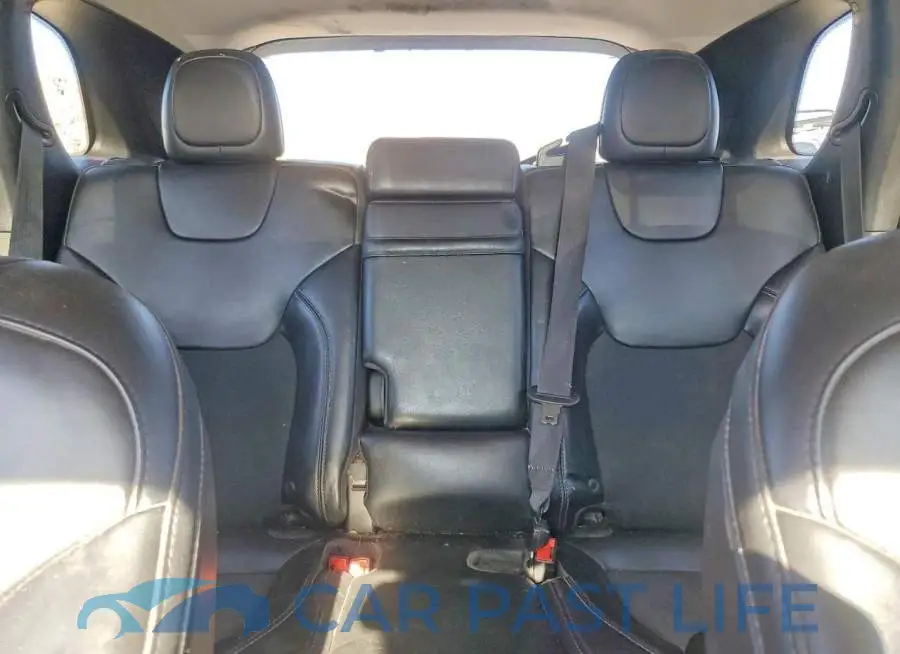 1C4PJLLB5KD262604# 10