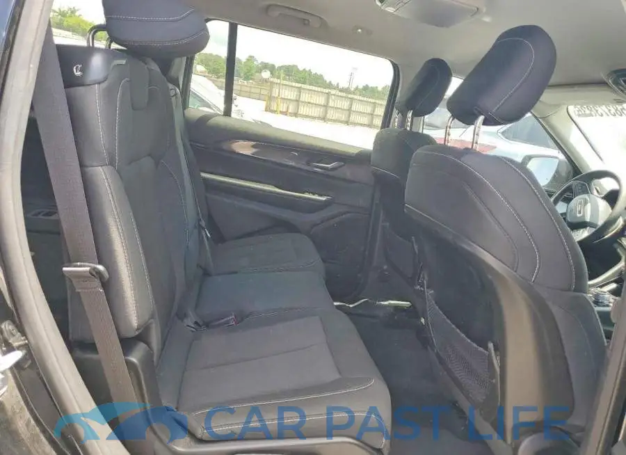 1C4RJJAG0P8102030# 11