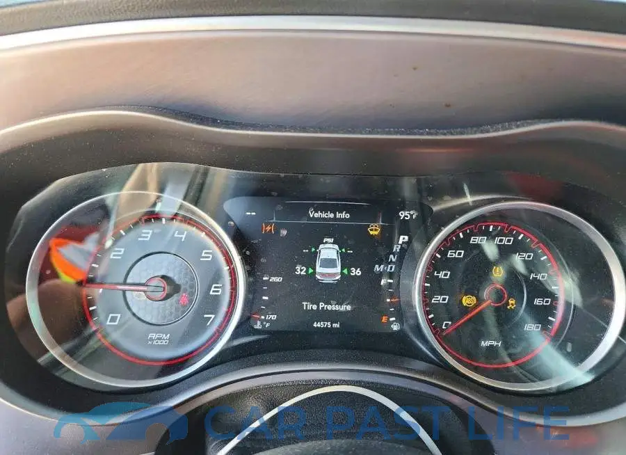 2C3CDXGJ4NH117208# 9