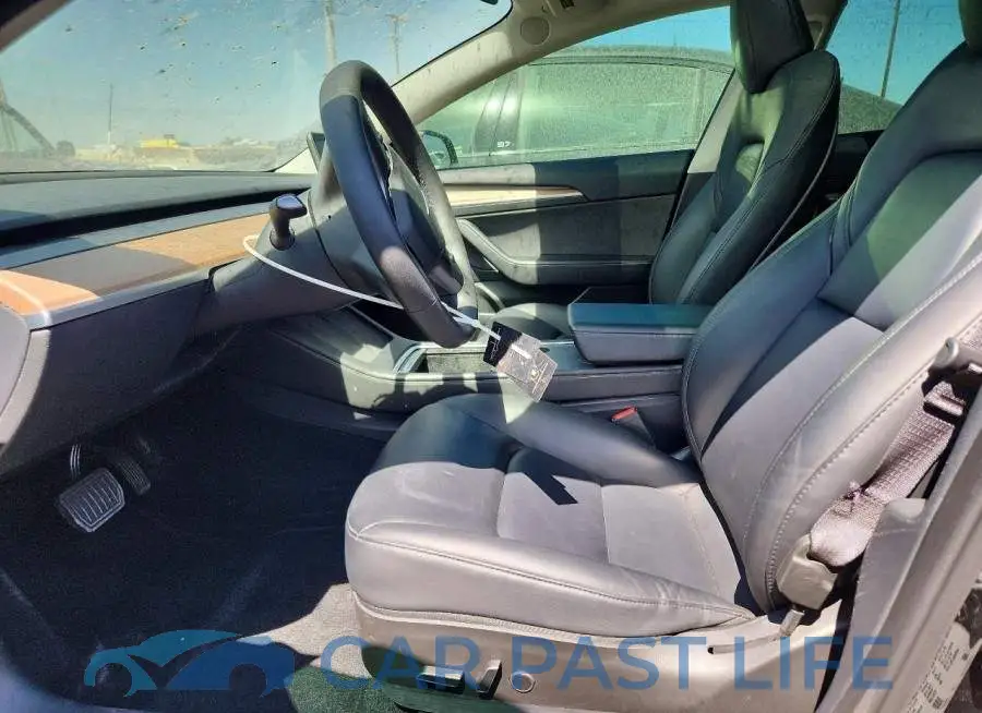 5YJ3E1EB9PF655154# 7
