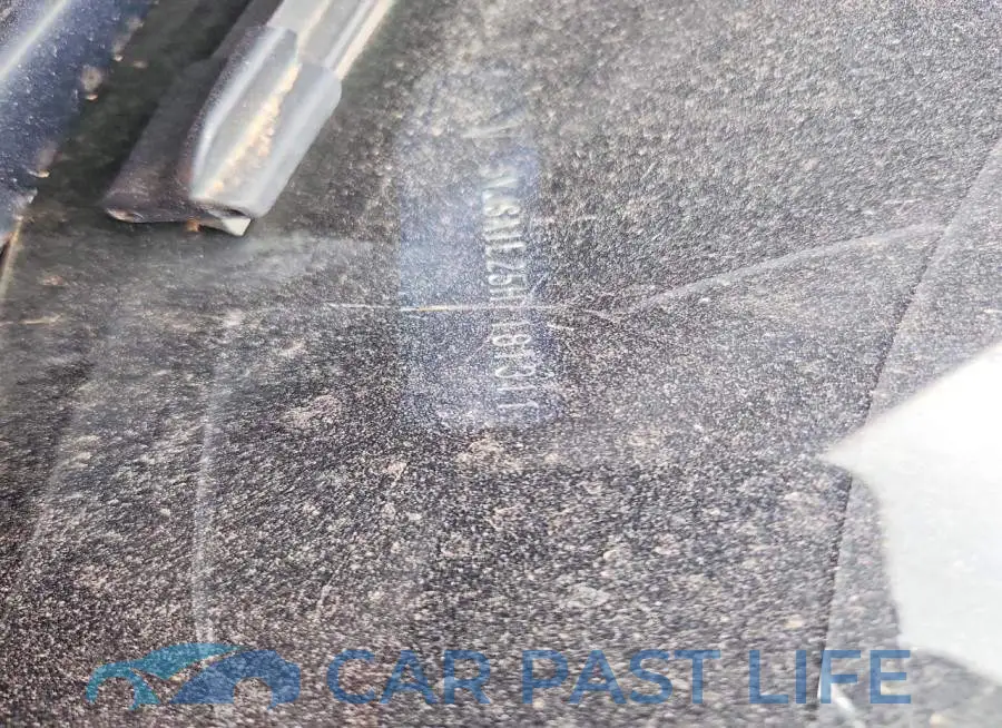 5YJSA1E25HF181311# 12