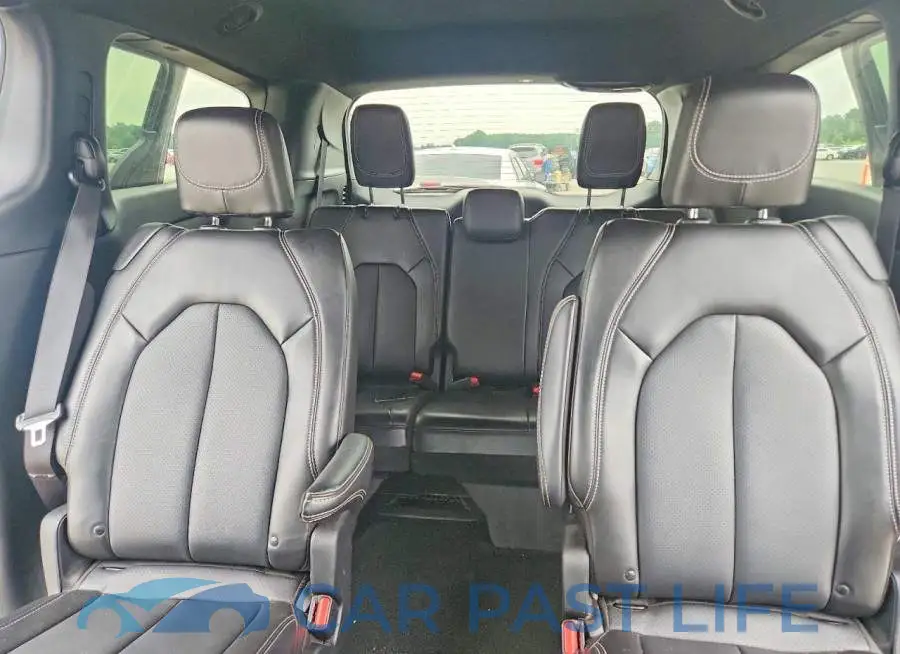 2C4RC1CG6SR519270# 10
