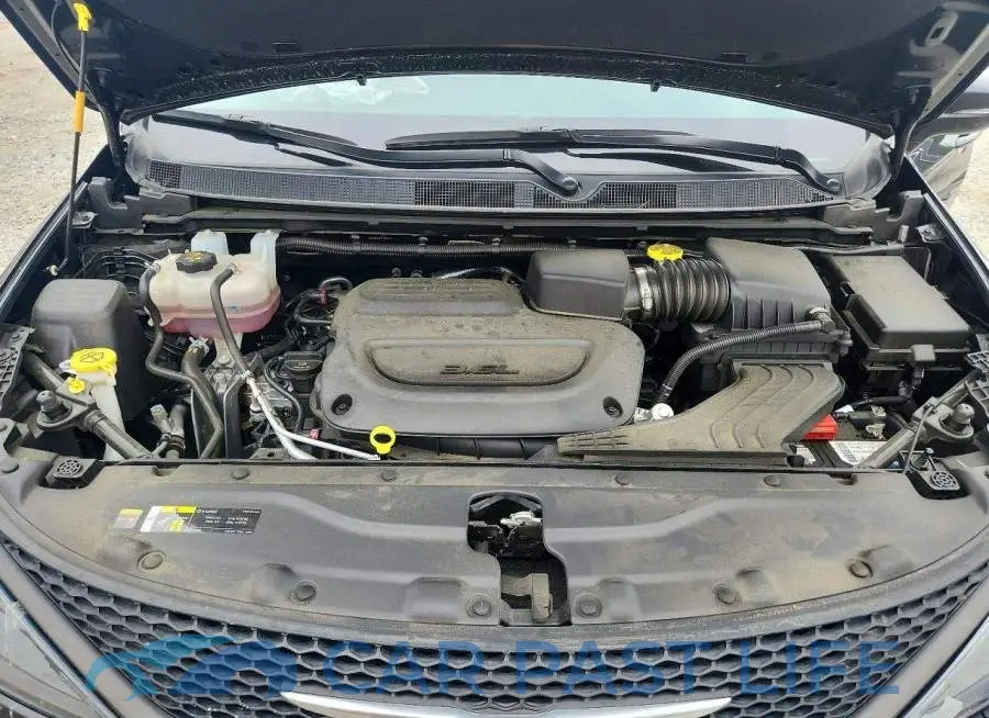 2C4RC1CG6SR519270# 12