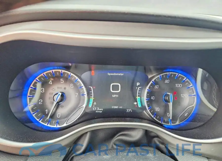 2C4RC1CG6SR519270# 9