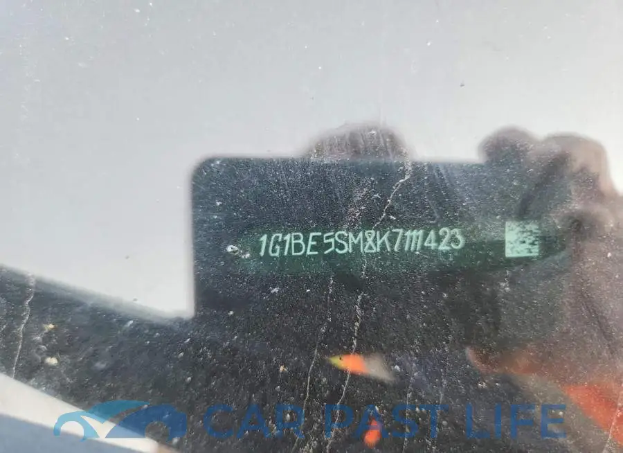 1G1BE5SM8K7111423# 12