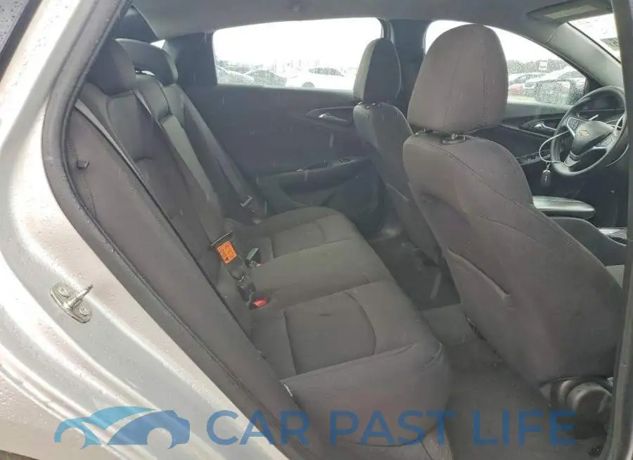 1G1ZD5ST4NF173100# 10