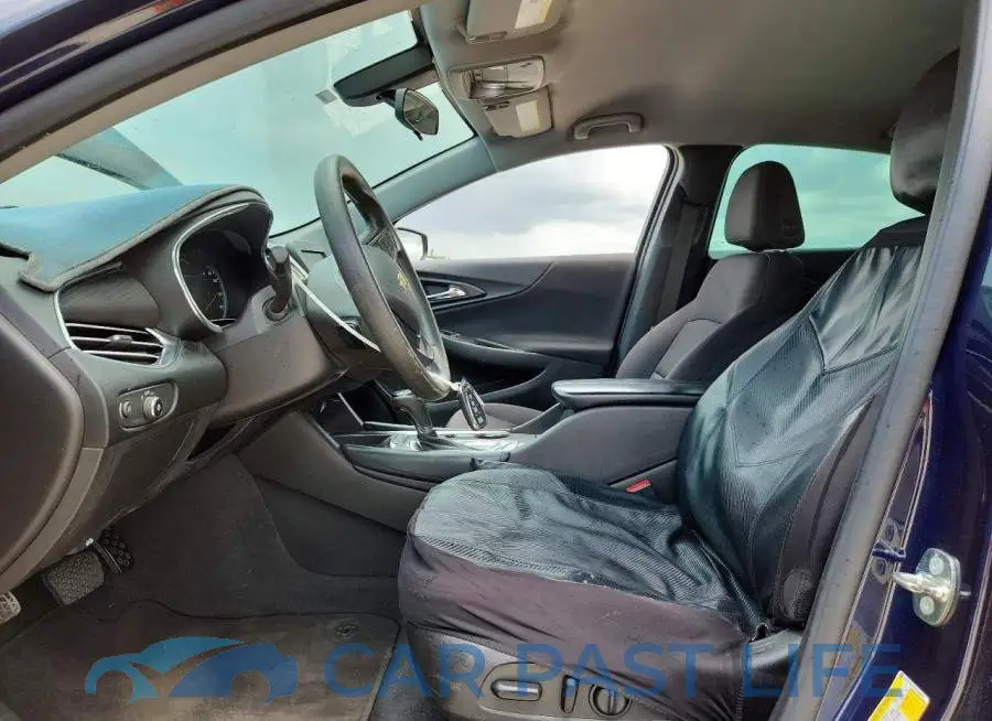 1G1ZD5ST5JF105477# 7