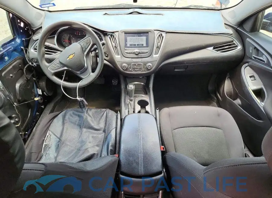 1G1ZD5ST5JF105477# 8