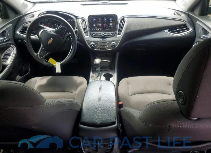 1G1ZD5ST8NF118259# 8