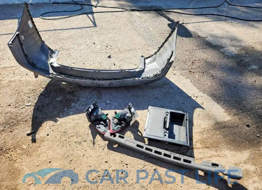 2GNAXJEV8J6217659# 13