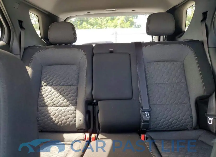 2GNAXJEV9J6335087# 10