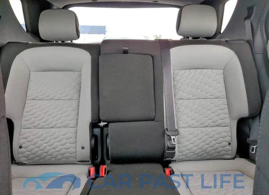3GNAXHEV4LS698698# 10