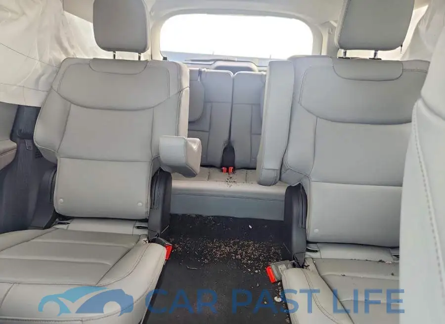 1FMUK8DH8TGA18196# 10