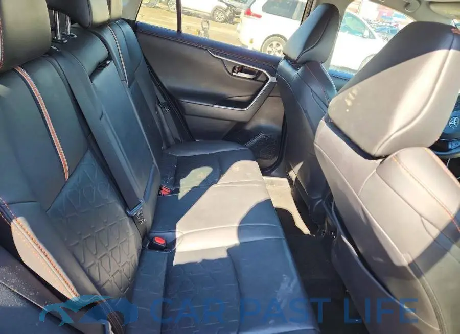 2T3J1RFV1MW207684# 11