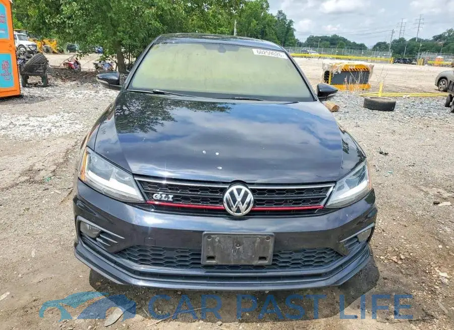 3VW4T7AJXHM404275# 5