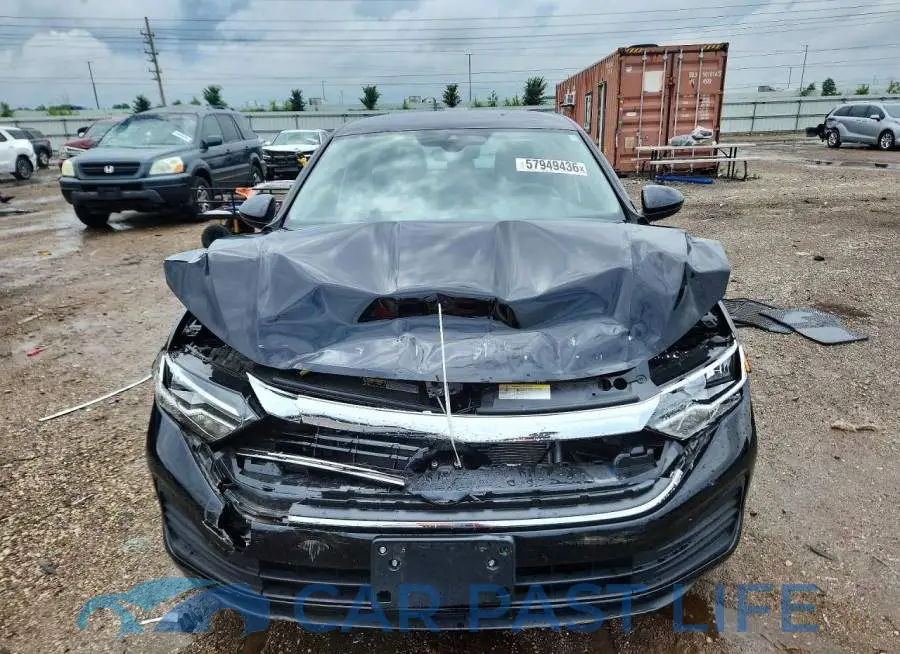 3VW5M7BU2RM012497# 5