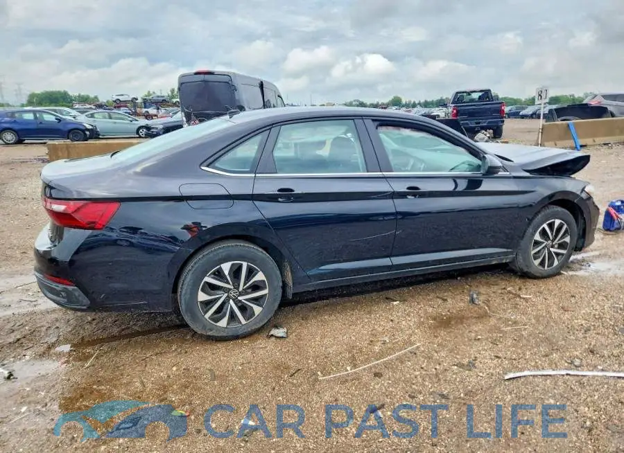 3VW5M7BU2RM012497# 3