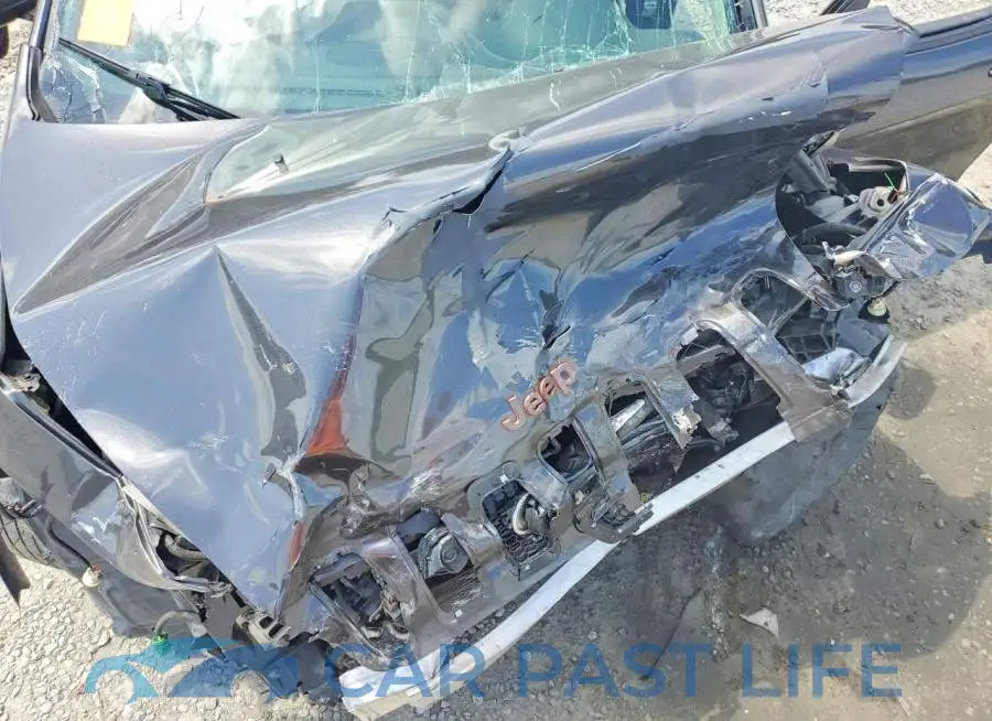 1C4PJLCS9HW572381# 12