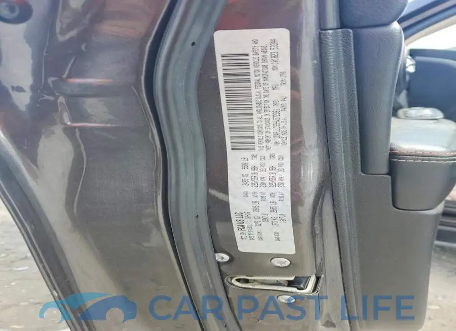 1C4PJLCS9HW572381# 13