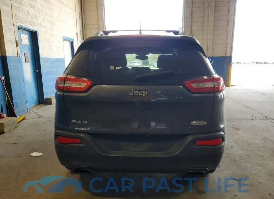 1C4PJMCS9HW596685# 6