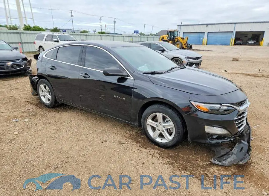 1G1ZB5ST6NF189112# 4