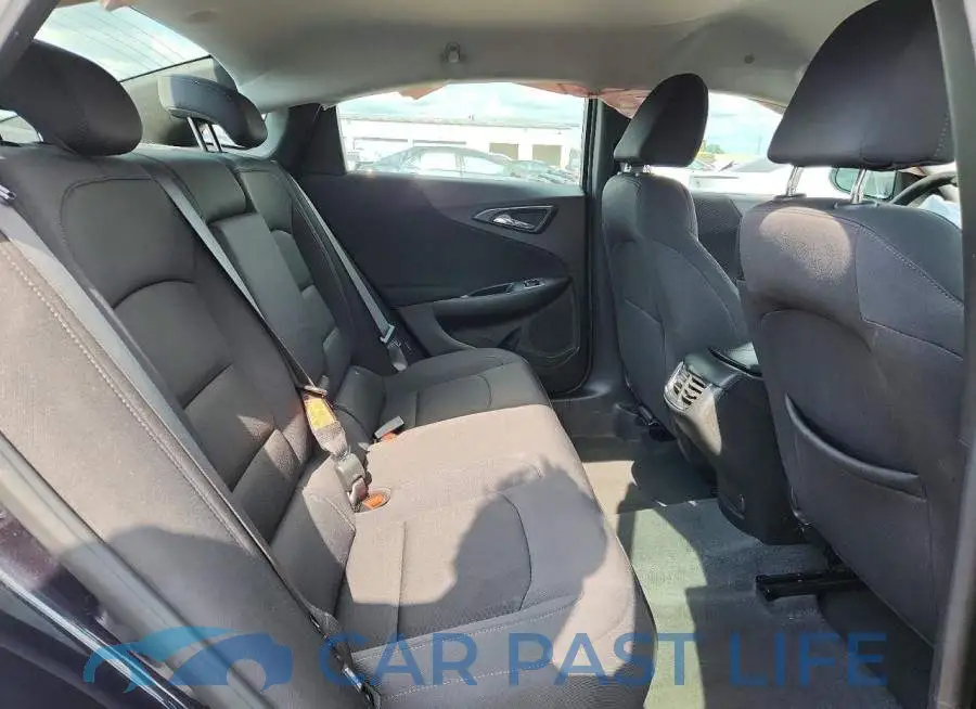 1G1ZD5ST9PF242320# 10