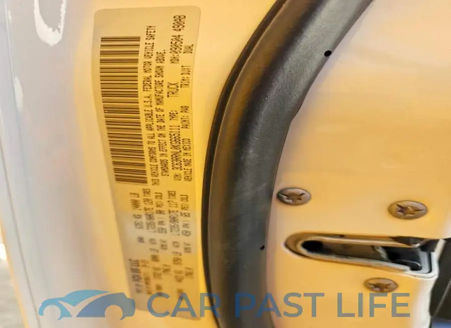 3C63RRNL0KG665111# 12