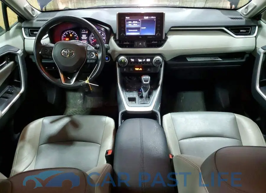 2T3A1RFV9KW024773# 8