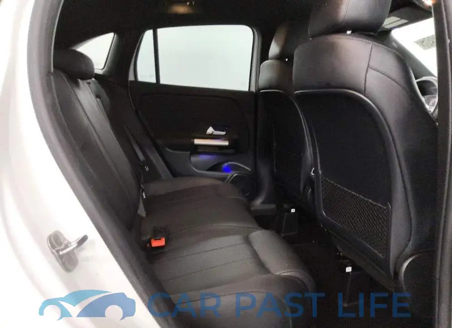 W1N4N4GB1SJ696567# 11