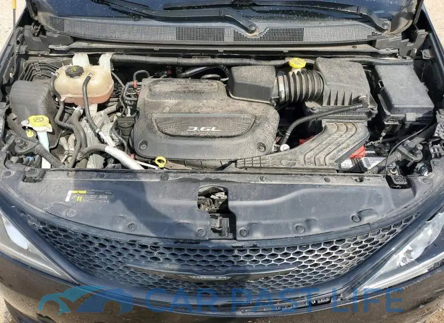 2C4RC1EG7JR168218# 11