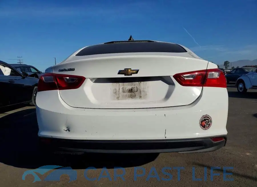 1G1ZB5ST1JF268777# 6