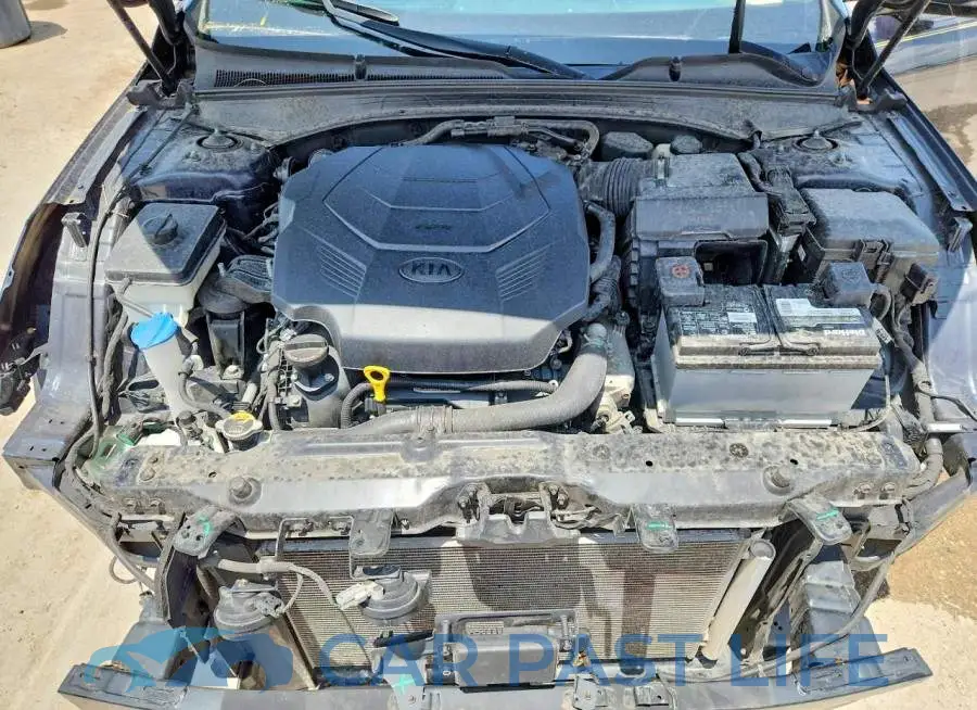 KNALC4J15H5072035# 11