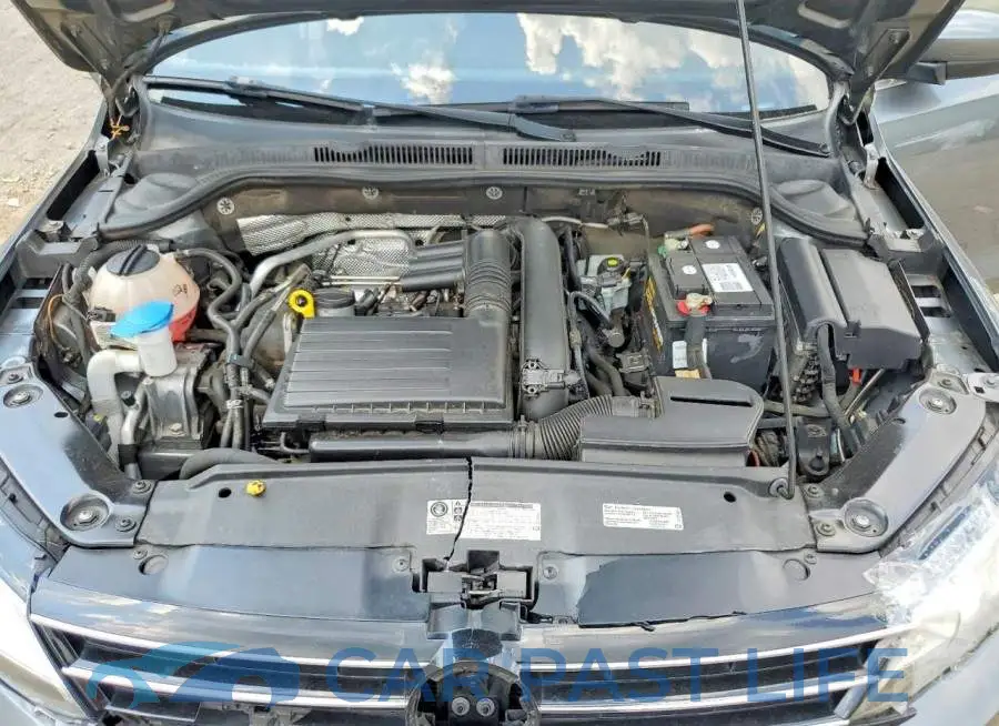 3VW2B7AJ1HM392852# 11