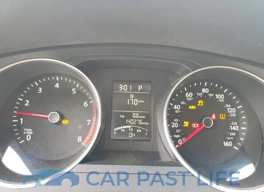 3VW2B7AJ1HM392852# 9