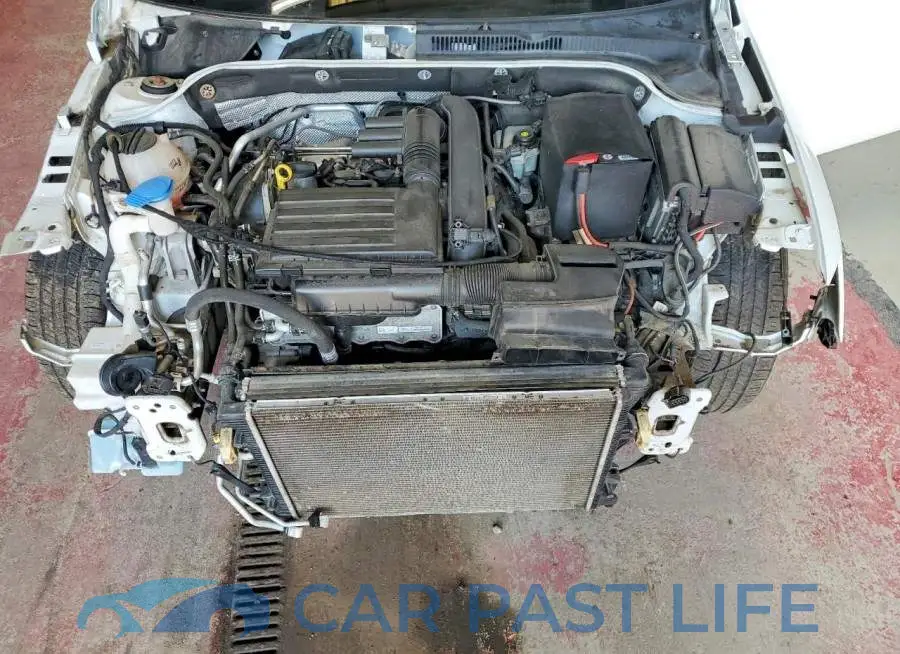 3VWDB7AJ1HM272557# 11