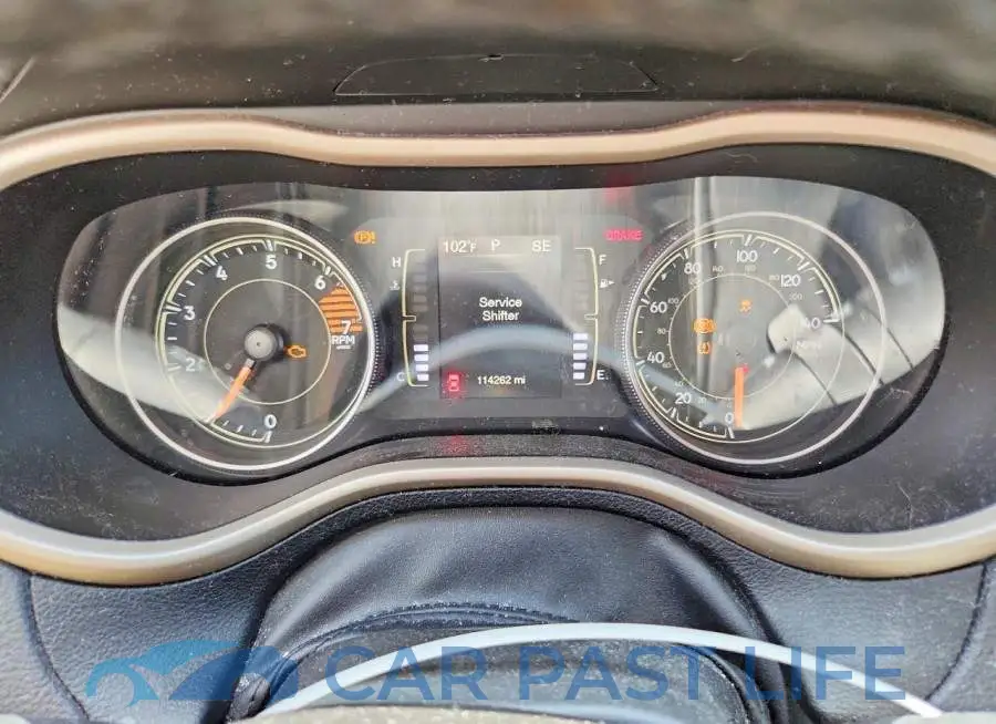 1C4PJLCB4HW640165# 9