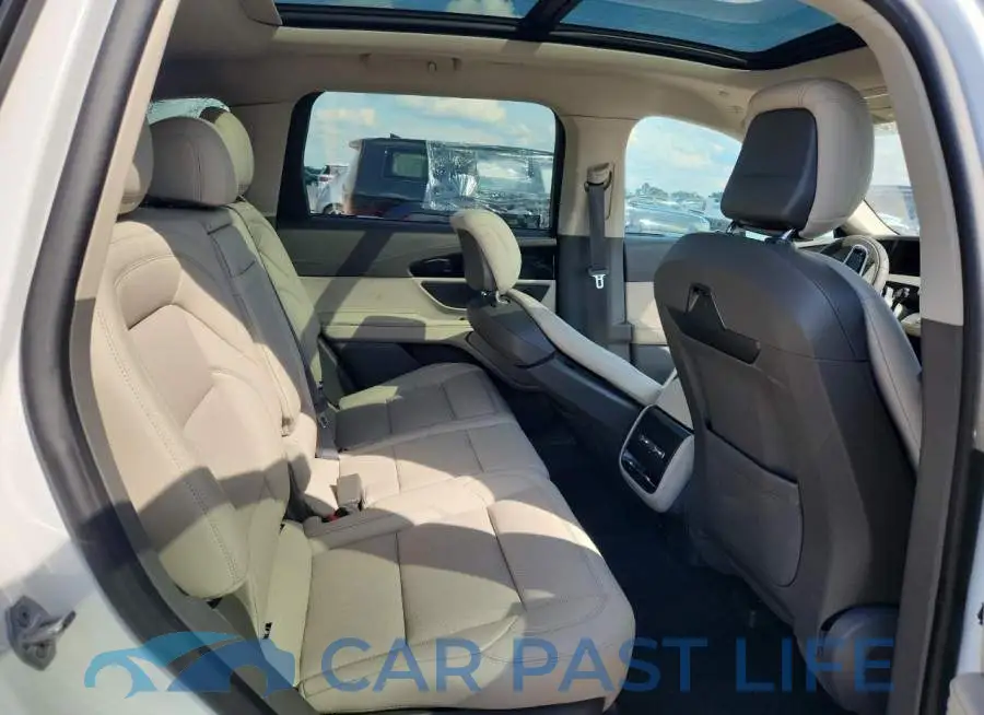 5LMPJ8J40SJ906456# 11