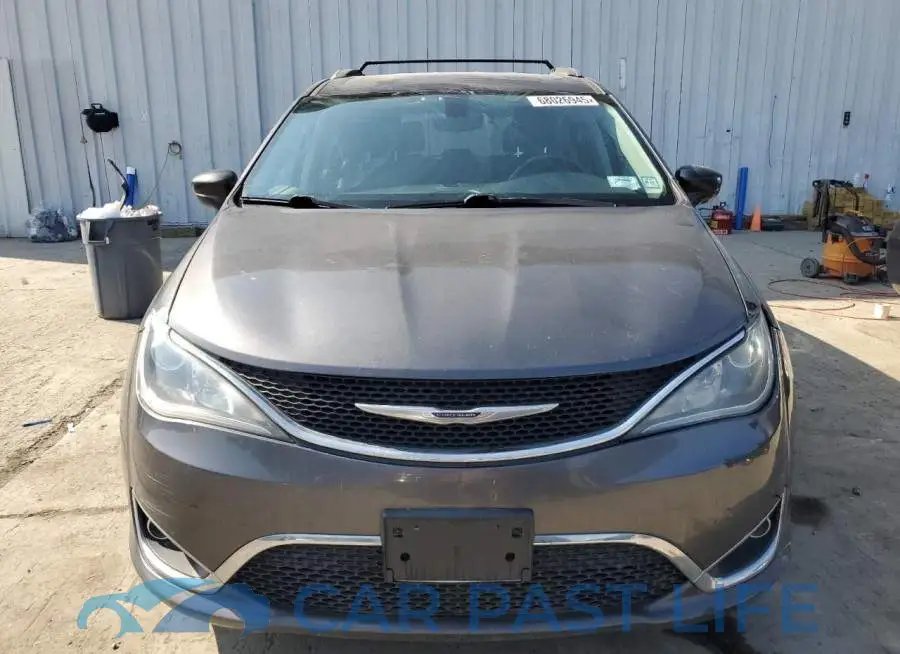 2C4RC1BG5JR317889# 5