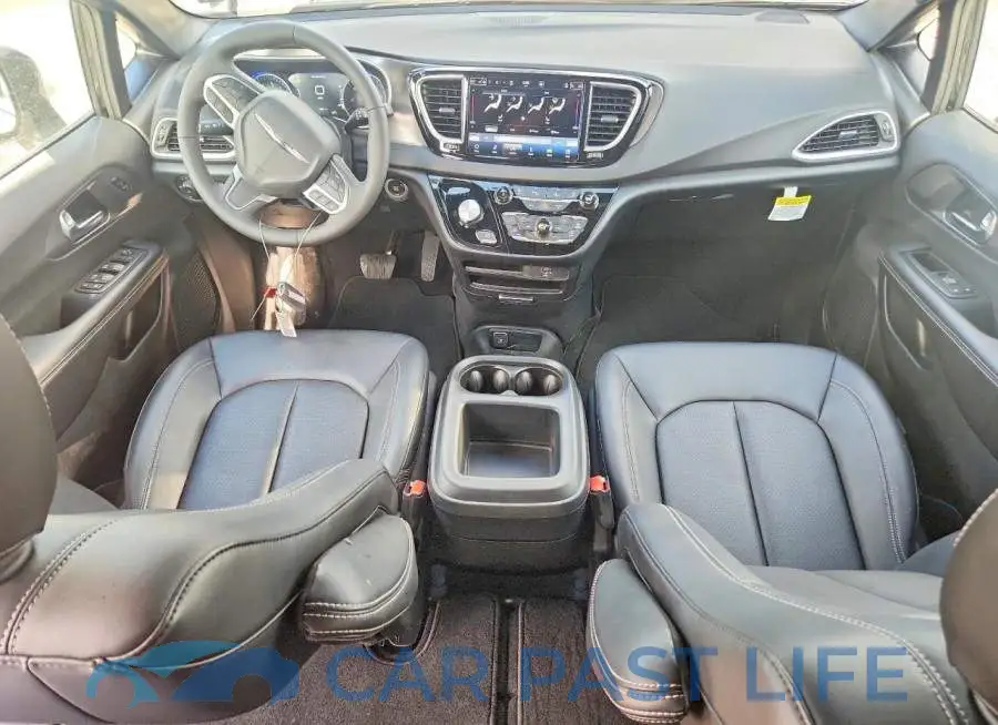 2C4RC1BG6TR196583# 8