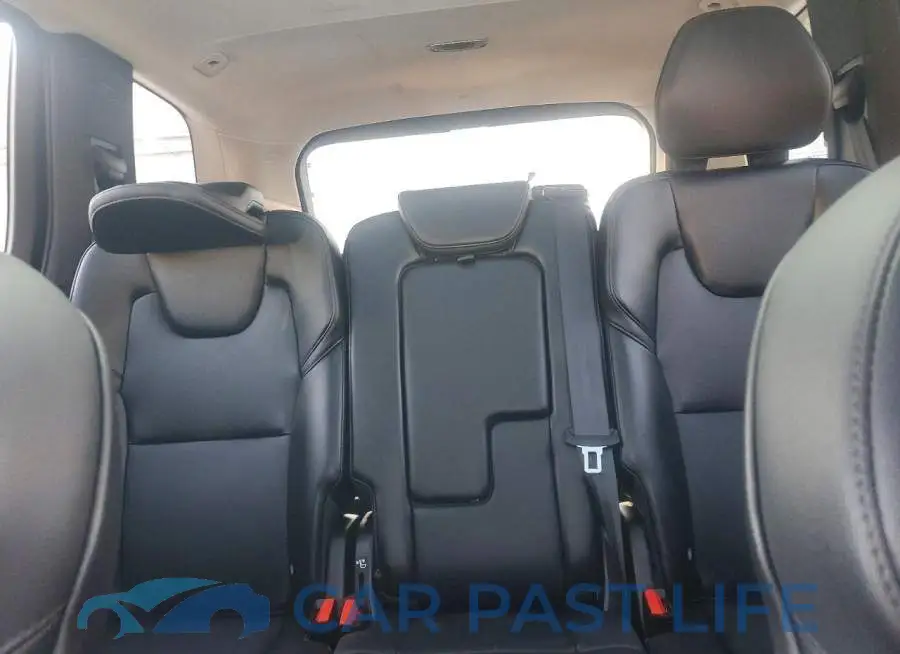 YV4102PK5N1849319# 10