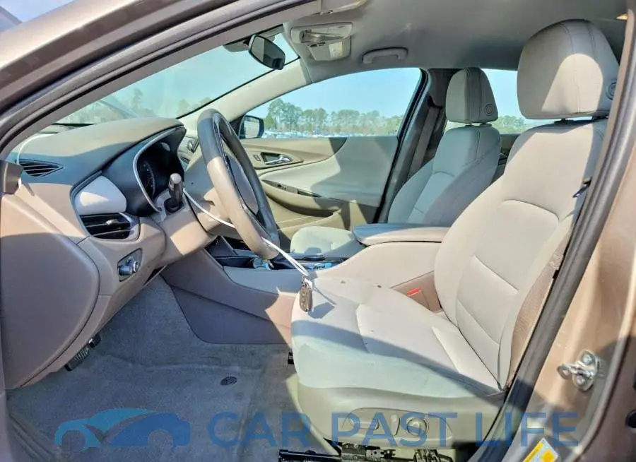 1G1ZD5ST6PF162425# 7