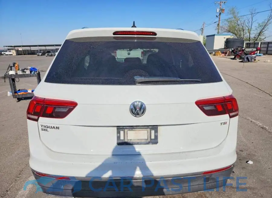 3VV3B7AX2JM161851# 6
