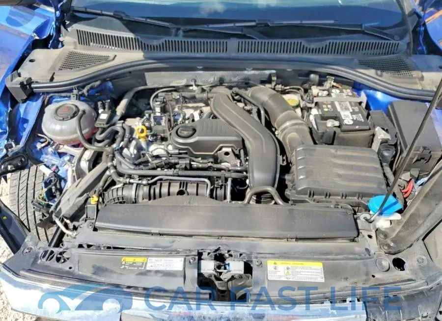 3VW5M7BU8PM028877# 11