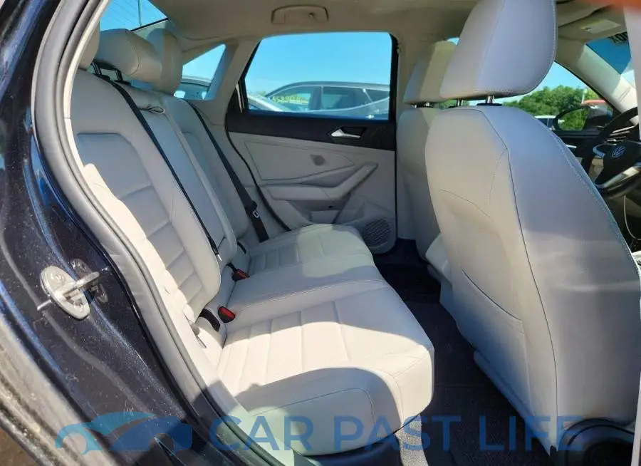 3VW7M7BU4PM057463# 10