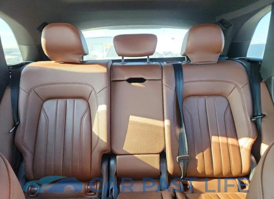 WA1CNAFY7J2201900# 10