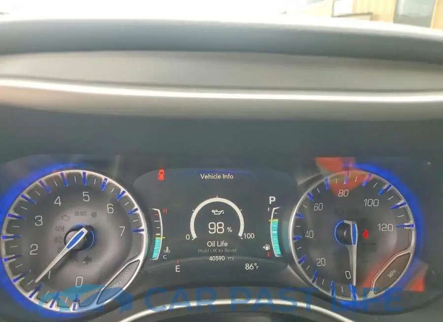 2C4RC1BG8NR185832# 9