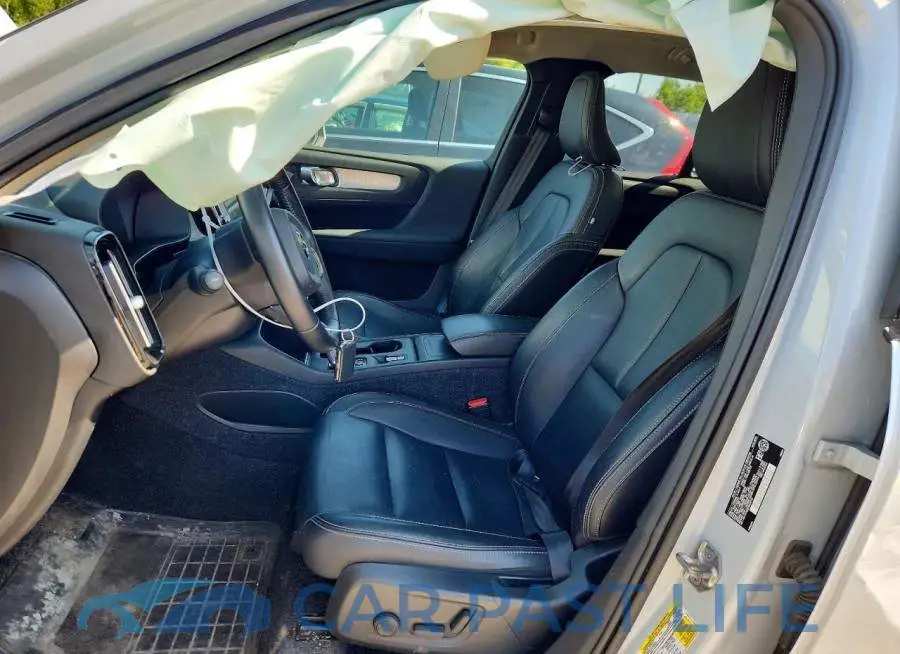 YV4162UK8M2397152# 7
